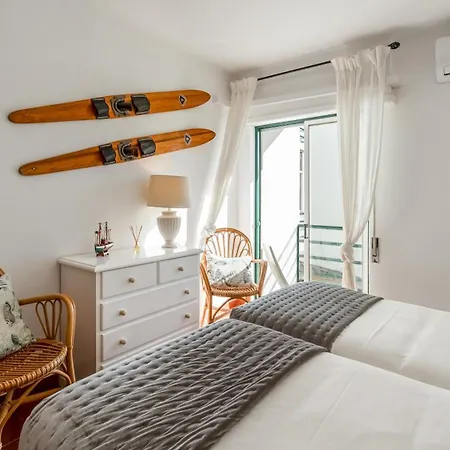 Summer Getaway 1br Flat Armacao Pera By Lovelystay Апартаменты Армасан-де-Пера