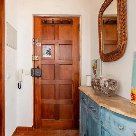 Апартаменты Summer Getaway 1br Flat Armacao Pera By Lovelystay