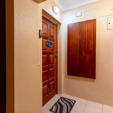 Summer Getaway 1br Flat Armacao Pera By Lovelystay Armacao de Pera