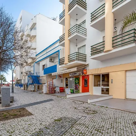 Summer Getaway 1br Flat Armacao Pera By Lovelystay Armacao de Pera